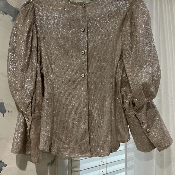 Gracia SIZE M,L - Picture 3 of 7